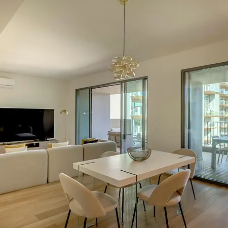 Luxe Terrace * Alges