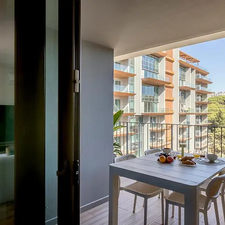 Διαμέρισμα Luxe Terrace Alges