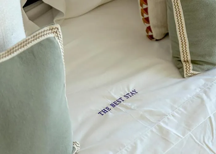 Luxe Terrace Apartment Alges