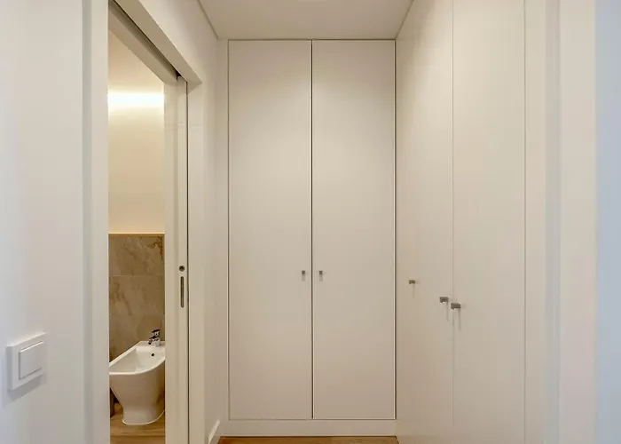 Luxe Terrace Apartment Alges